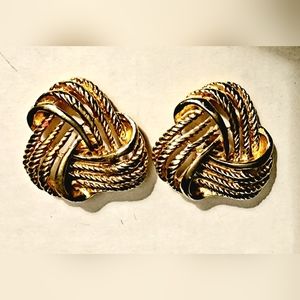 Bluette Made in France Gold celtic Knot shoe buckles